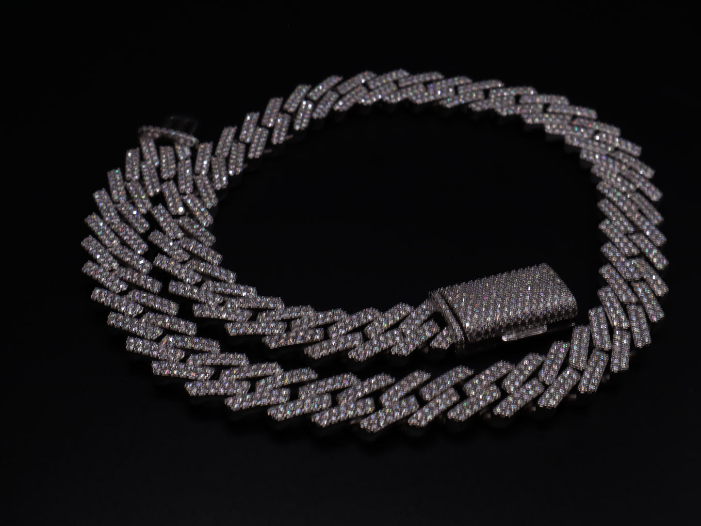 15mm Moissanite Cuban Link Chain Shine